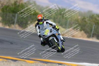 media/Oct-03-2022-Moto Forza (Mon) [[5f077a3730]]/Intermediate Group/Session 3 (Turn 3)/